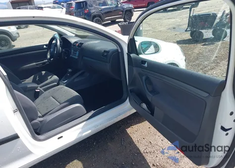 2007 Volkswagen Rabbit 2-Door из США, поврежденный, VIN WVWBR71K37W179973